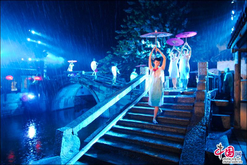 【古镇情韵】周庄：溪水碧绿潺潺 似一支曼妙的古曲 奏响在每一个春日